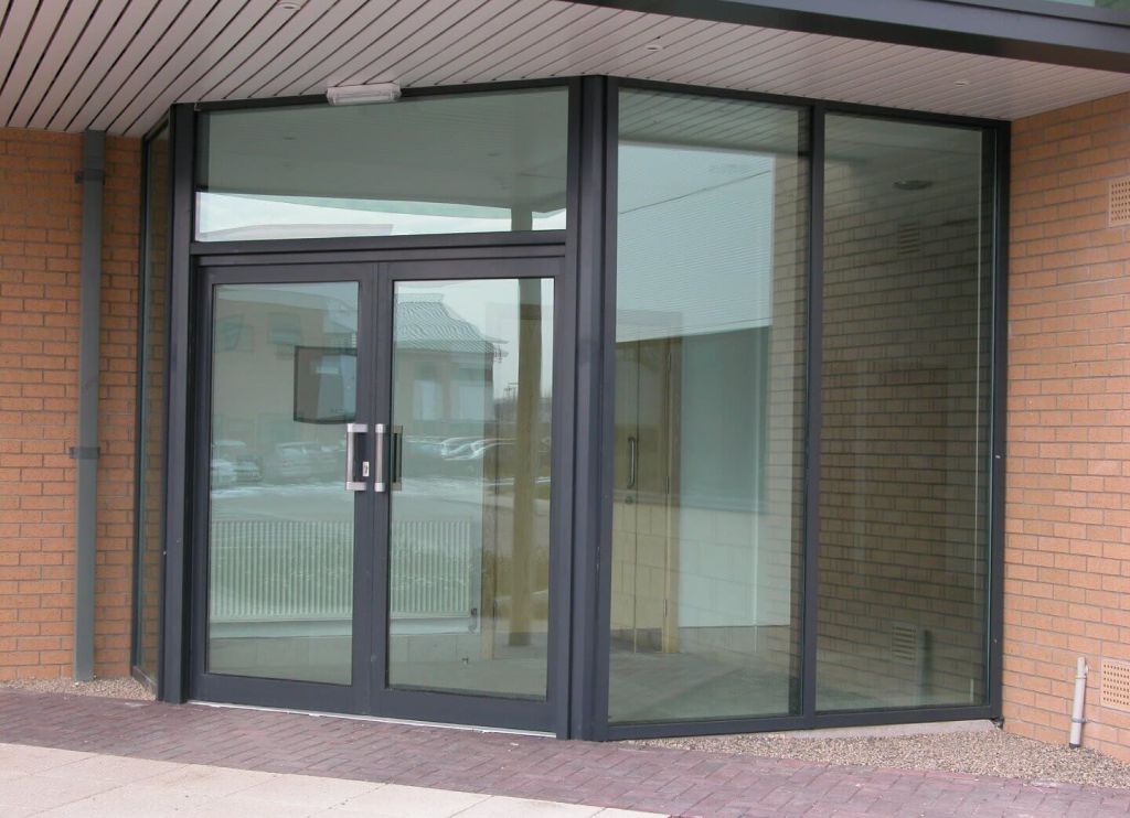 Powder Coated & Anodized Aluminium Doors & Windows